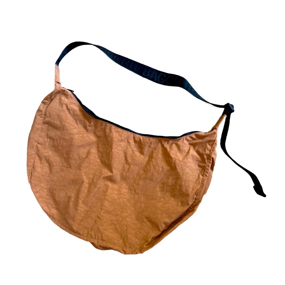BAGGU large nylon crescent bag